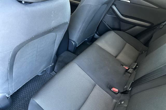 Photo of 2024 SNOWFLAKE WHITE PEARL Mazda CX-30