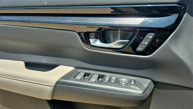 Photo of 2025 Black Honda CR-V