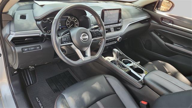 Photo of 2024 Brilliant Silver Metallic Nissan Altima