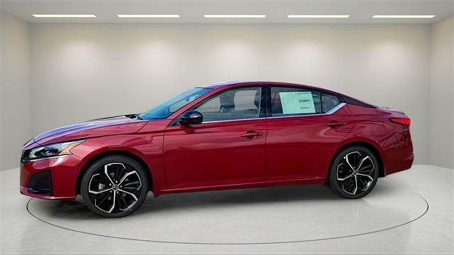 Photo of 2025 Scarlet Ember Nissan Altima