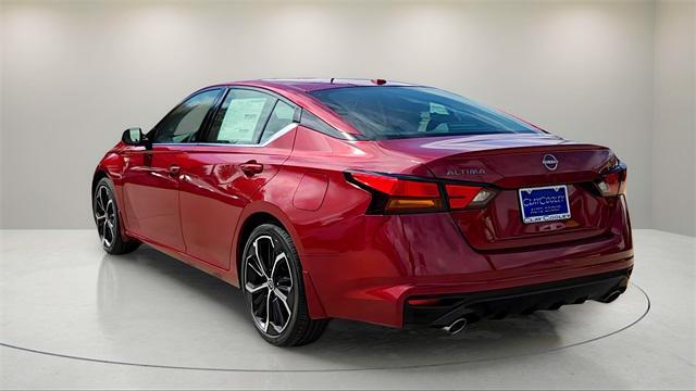 Photo of 2025 Scarlet Ember Nissan Altima