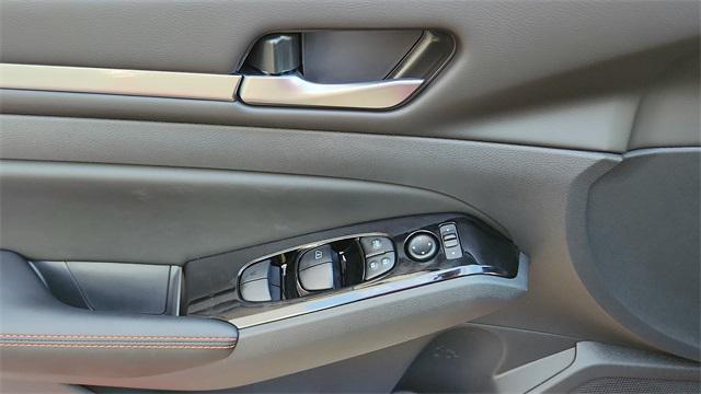 Photo of 2025 Scarlet Ember Nissan Altima