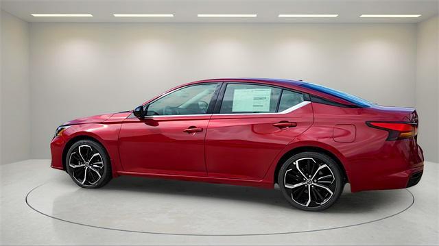 Photo of 2025 Scarlet Ember Nissan Altima