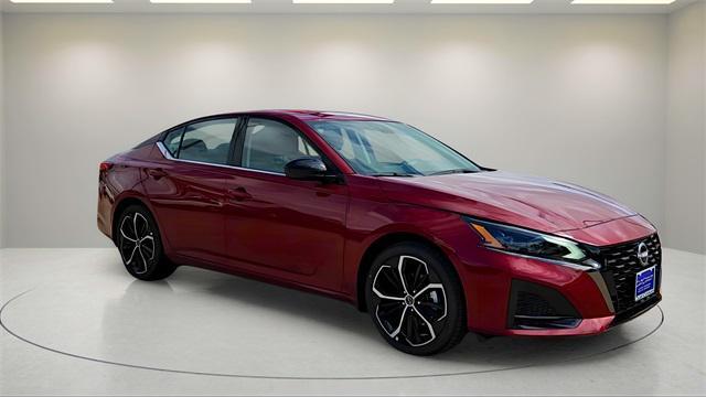 Photo of 2025 Scarlet Ember Nissan Altima