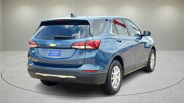 Photo of 2024 Lakeshore Blue Metallic Chevrolet Equinox
