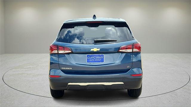 Photo of 2024 Lakeshore Blue Metallic Chevrolet Equinox
