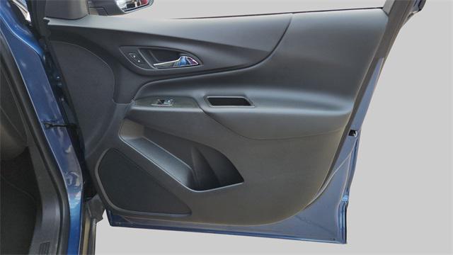 Photo of 2024 Lakeshore Blue Metallic Chevrolet Equinox