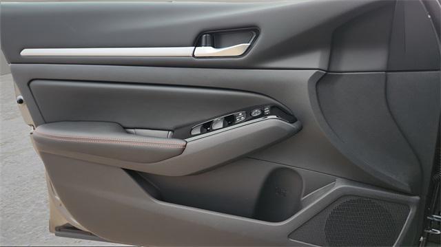 Photo of 2025 Gun Metallic Nissan Altima