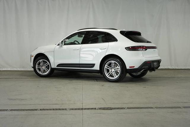 Photo of 2025 White Porsche Macan