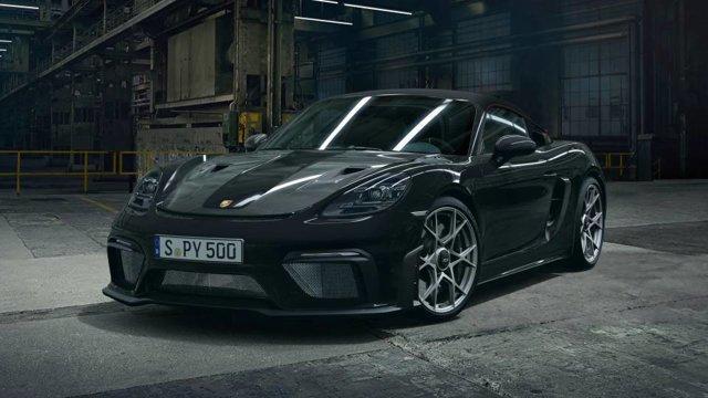 Photo of 2025 Black Porsche 718 Spyder