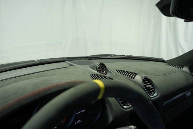 Photo of 2025 Black Porsche 718 Spyder
