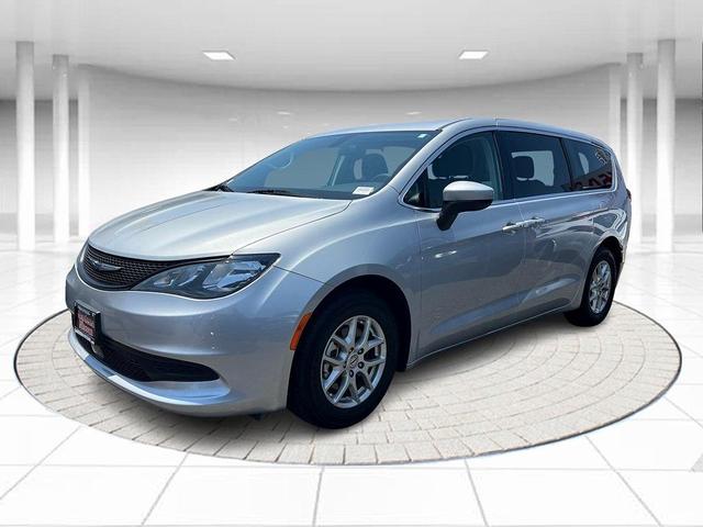 2022 Chrysler Voyager