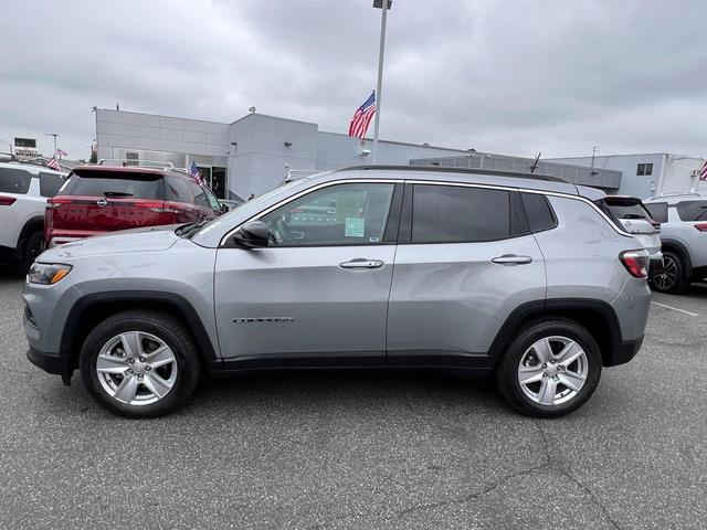 Photo of 2022 Billet Silver Metallic Clearcoat Jeep Compass