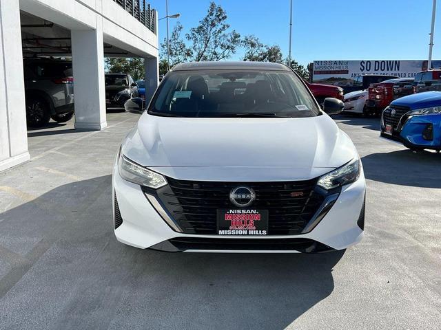 Photo of 2025 White Nissan Sentra