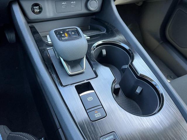 Photo of 2025 Super Black Nissan Rogue