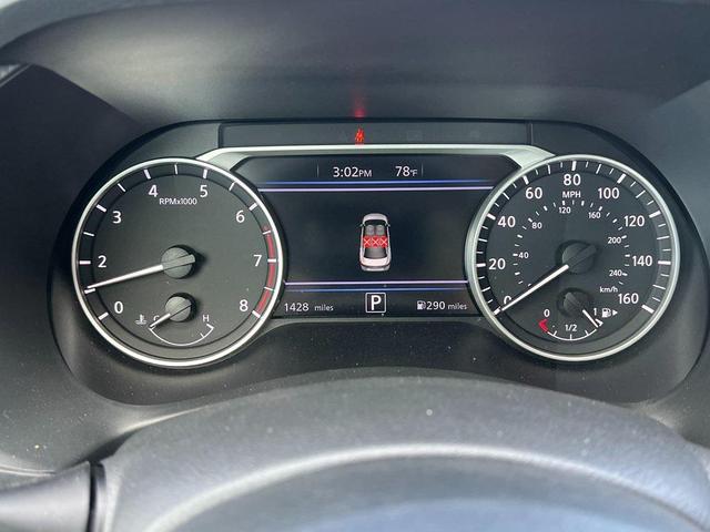 Photo of 2025 Super Black Nissan Sentra