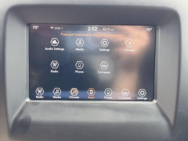 Photo of 2019 Diamond Black Crystal Pearlcoat Jeep Compass