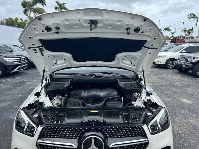 Photo of 2020 designo Diamond White Bright Mercedes-Benz GLE 450
