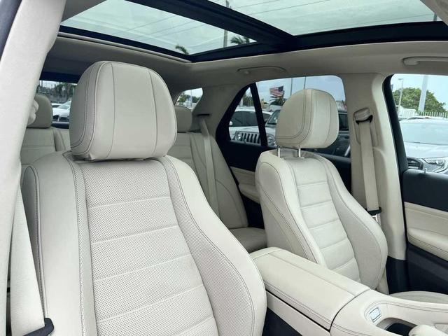 Photo of 2020 designo Diamond White Bright Mercedes-Benz GLE 450