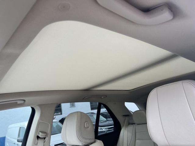Photo of 2020 designo Diamond White Bright Mercedes-Benz GLE 450