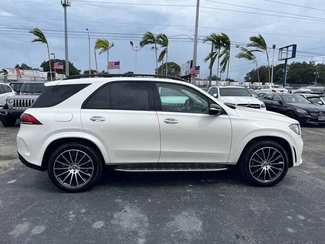 Photo of 2020 designo Diamond White Bright Mercedes-Benz GLE 450