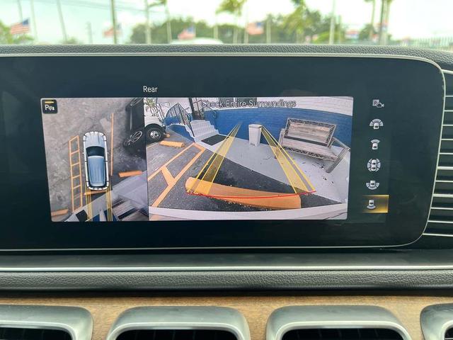 Photo of 2020 designo Diamond White Bright Mercedes-Benz GLE 450