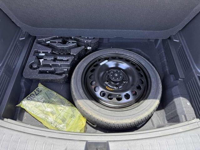 Photo of 2023 Sterling Gray Metallic Chevrolet Trailblazer
