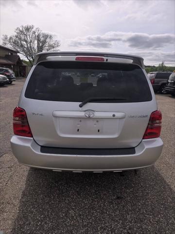 Photo of 2002 Millennium Silver Metallic Toyota Highlander