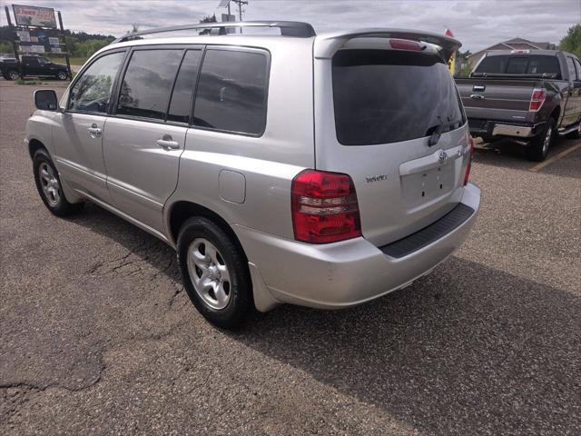 Photo of 2002 Millennium Silver Metallic Toyota Highlander