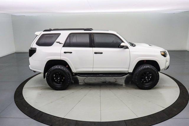 Photo of 2020 Super White Toyota 4Runner