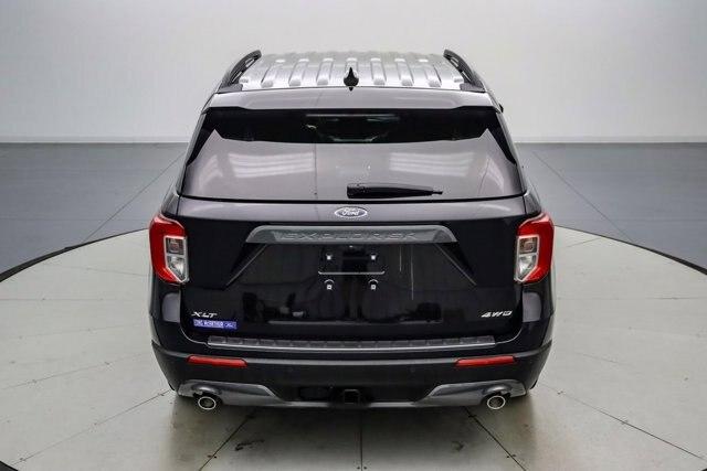 Photo of 2022 AGATE BLACK METALLIC Ford Explorer