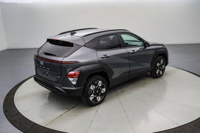 Photo of 2025 Gray Pearl Hyundai KONA