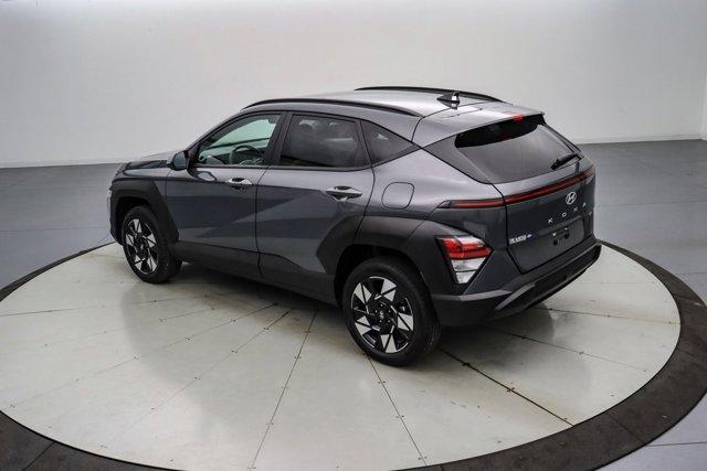 Photo of 2025 Gray Pearl Hyundai KONA