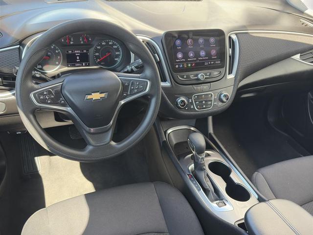 Photo of 2023 Summit White Chevrolet Malibu