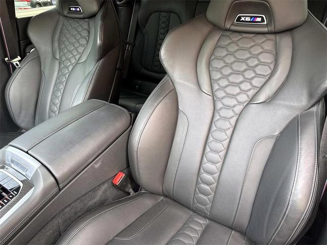 Photo of 2024 Brooklyn Grey Metallic BMW X6 M