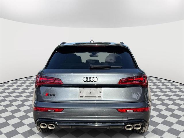 Photo of 2025 Gray Audi SQ5