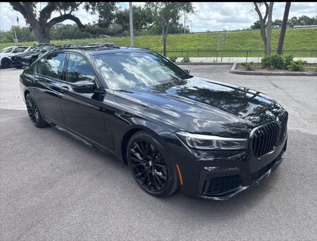 2022 BMW 740