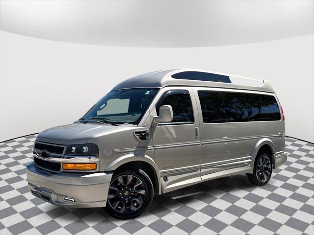 2023 Chevrolet Express 2500