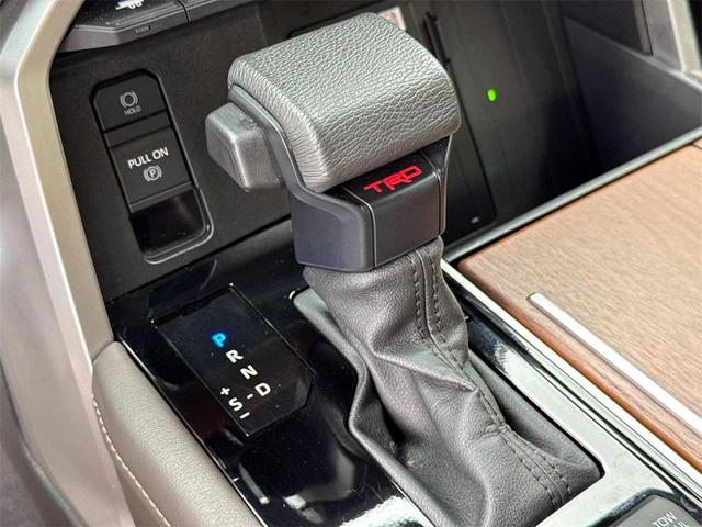 Photo of 2022 Midnight Black Metallic Toyota Tundra
