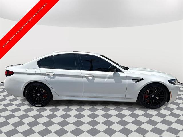 Photo of 2023 Alpine White BMW M5