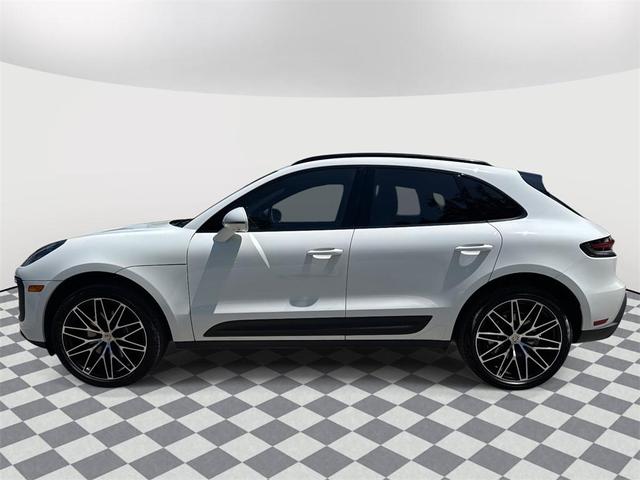 Photo of 2024 White Porsche Macan