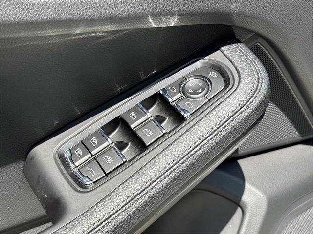 Photo of 2024 White Porsche Macan