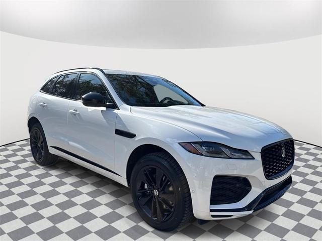 Photo of 2025 Ostuni Pearl White Metallic Jaguar F-PACE