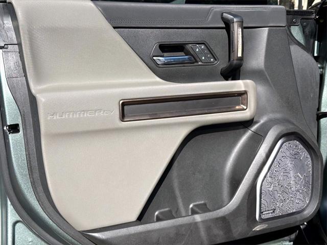 Photo of 2024 Moonshot Green Matte GMC HUMMER EV SUV