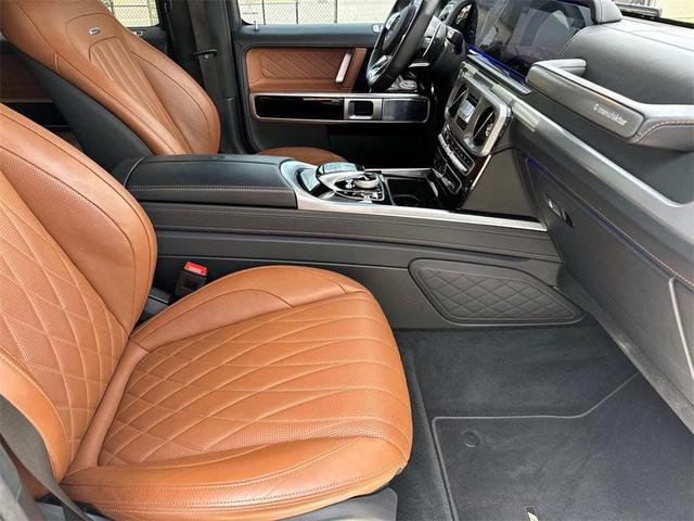 Photo of 2021 Polar White Mercedes-Benz AMG G 63