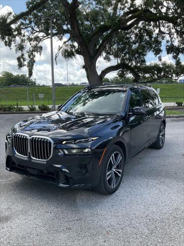2023 BMW X7