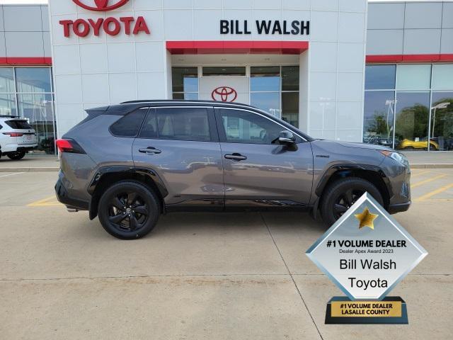 Photo of 2021 Magnetic Gray Metallic/Midnight Black Metallic Toyota RAV4 Hybrid