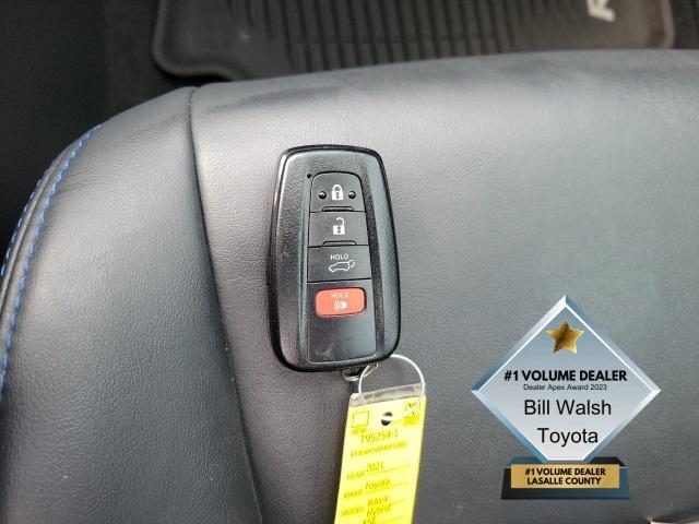Photo of 2021 Magnetic Gray Metallic/Midnight Black Metallic Toyota RAV4 Hybrid