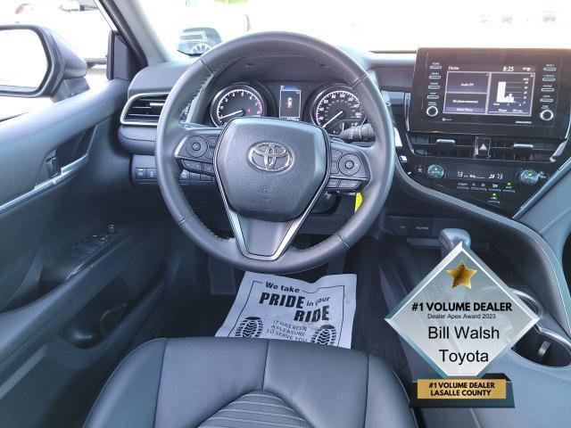 Photo of 2024 Midnight Black Metallic Toyota Camry