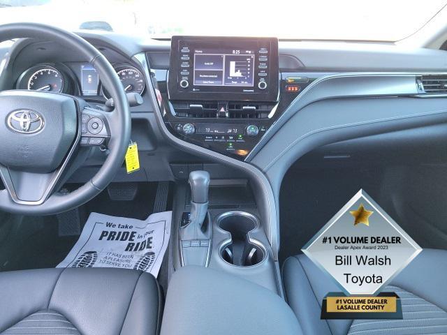Photo of 2024 Midnight Black Metallic Toyota Camry